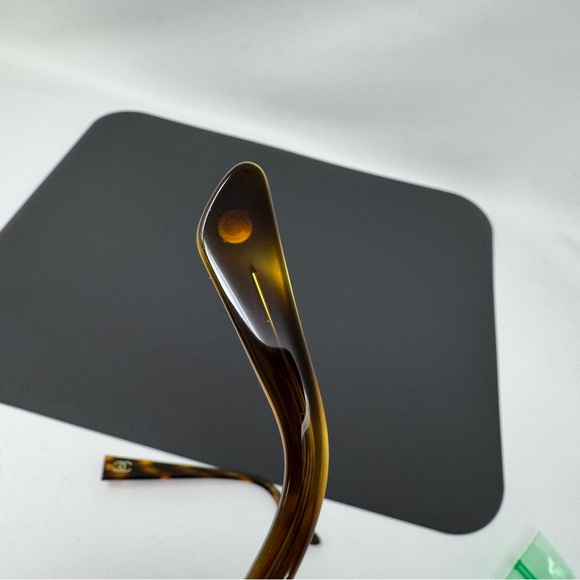Vintage Chanel Sunglasses Replacement Temples  And Screws 5011 502/93 Tortoise - Picture 4 of 13